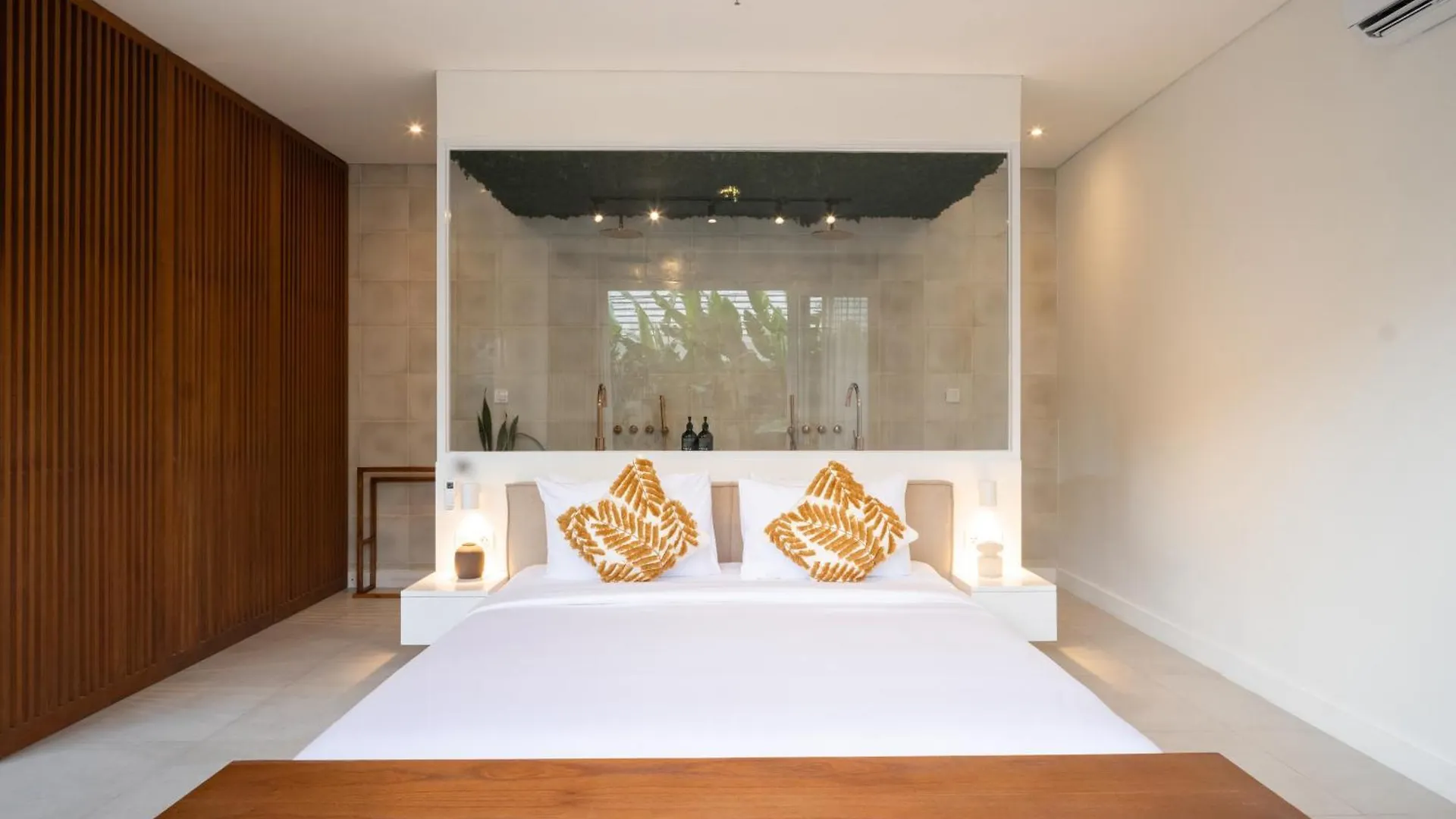 The Cruise Managed By Cpm Bali Apartment Canggu  Indonesia