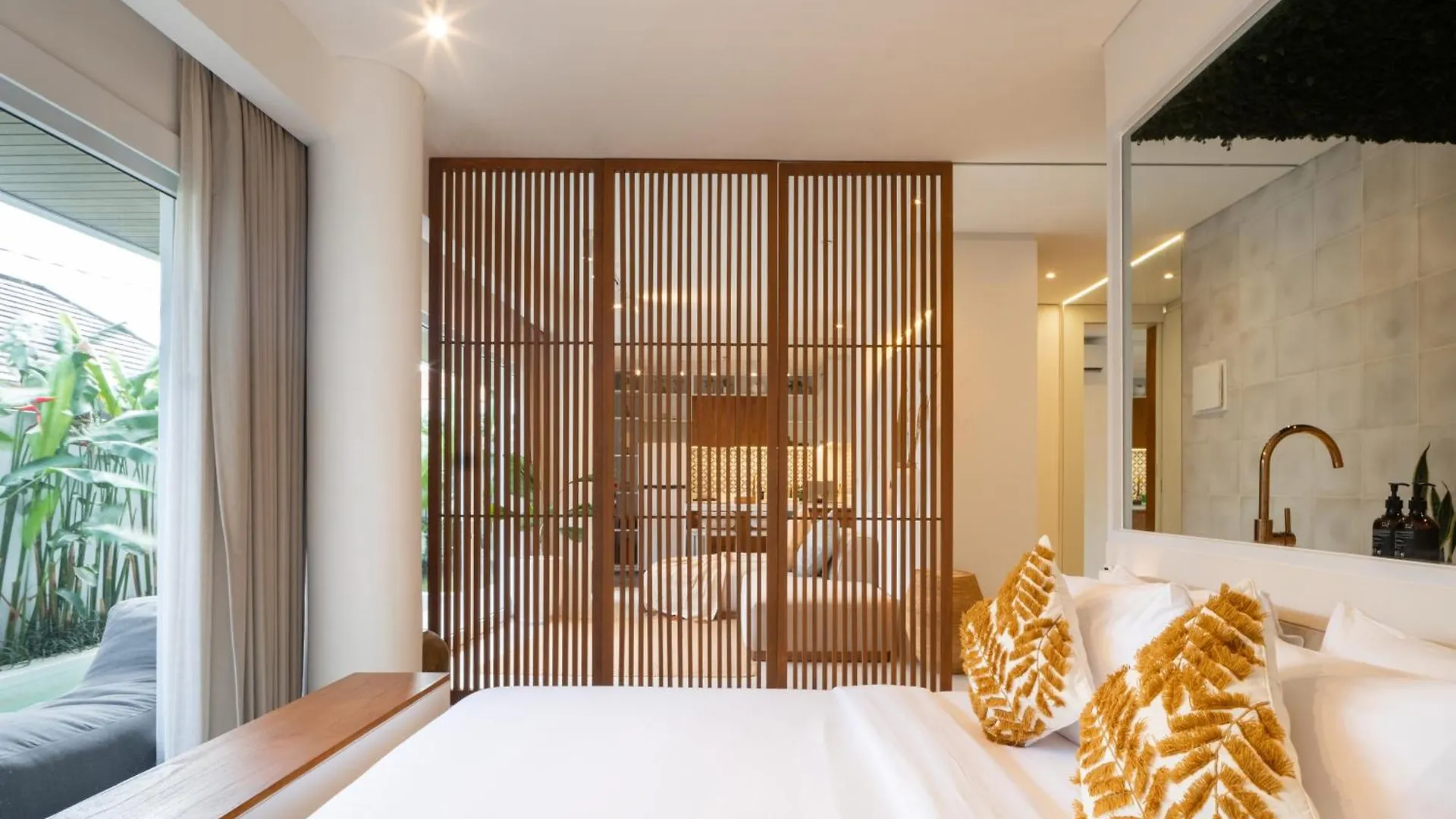 The Cruise Managed By Cpm Bali Apartment Canggu