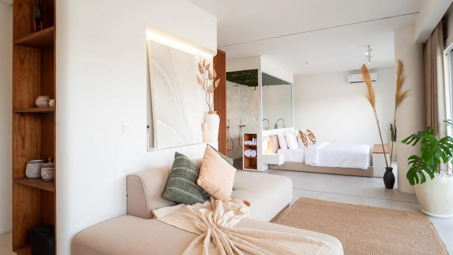 The Cruise Managed By Cpm Bali Apartment Canggu
