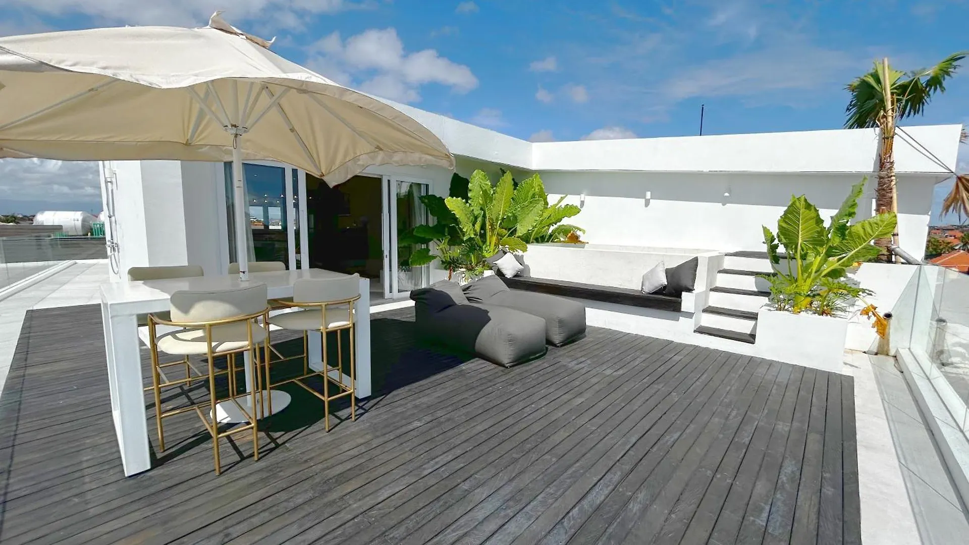 The Cruise Managed By Cpm Bali Apartment Canggu