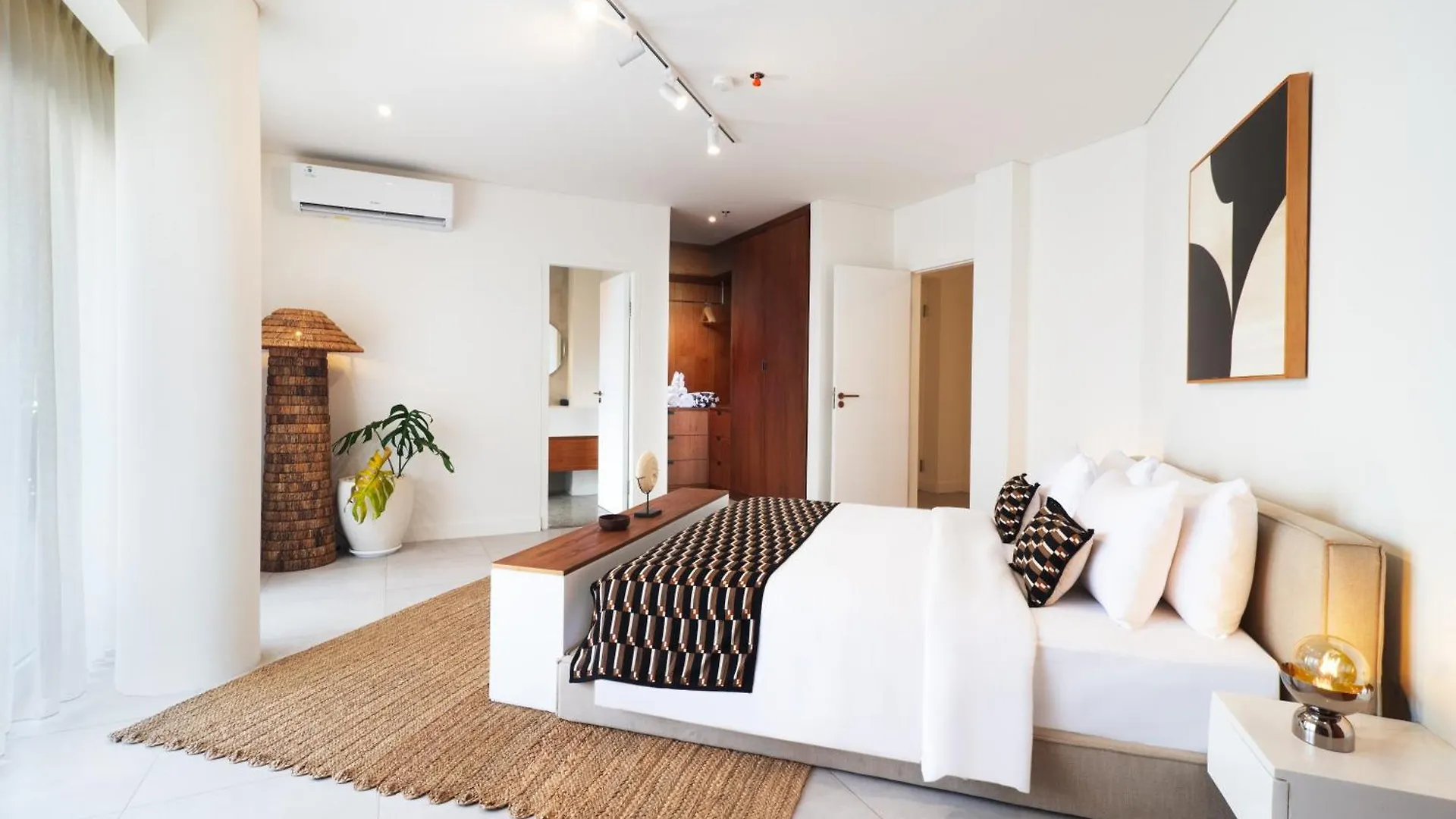 The Cruise Managed By Cpm Bali Apartment Canggu